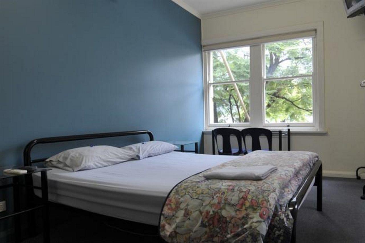 The Guest House أدليد المظهر الخارجي الصورة