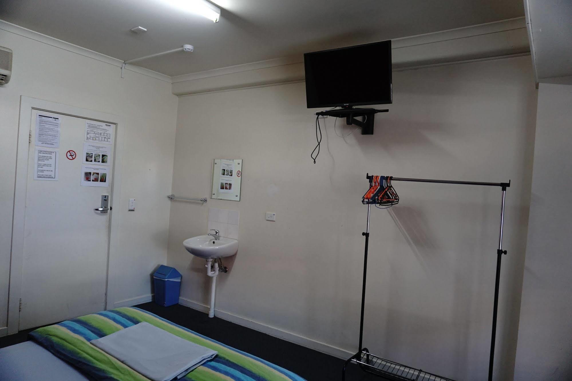 The Guest House أدليد المظهر الخارجي الصورة